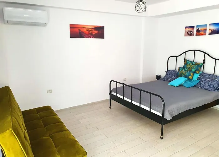 Seaview 27 Apartment