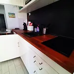 Seaview 27 Апартаменты Нэводари