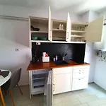 Апартаменты Seaview 27 Нэводари