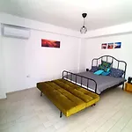 Апартаменты Seaview 27