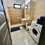 Seaview 27 Апартаменты *