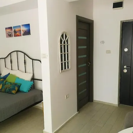 Seaview 27 *